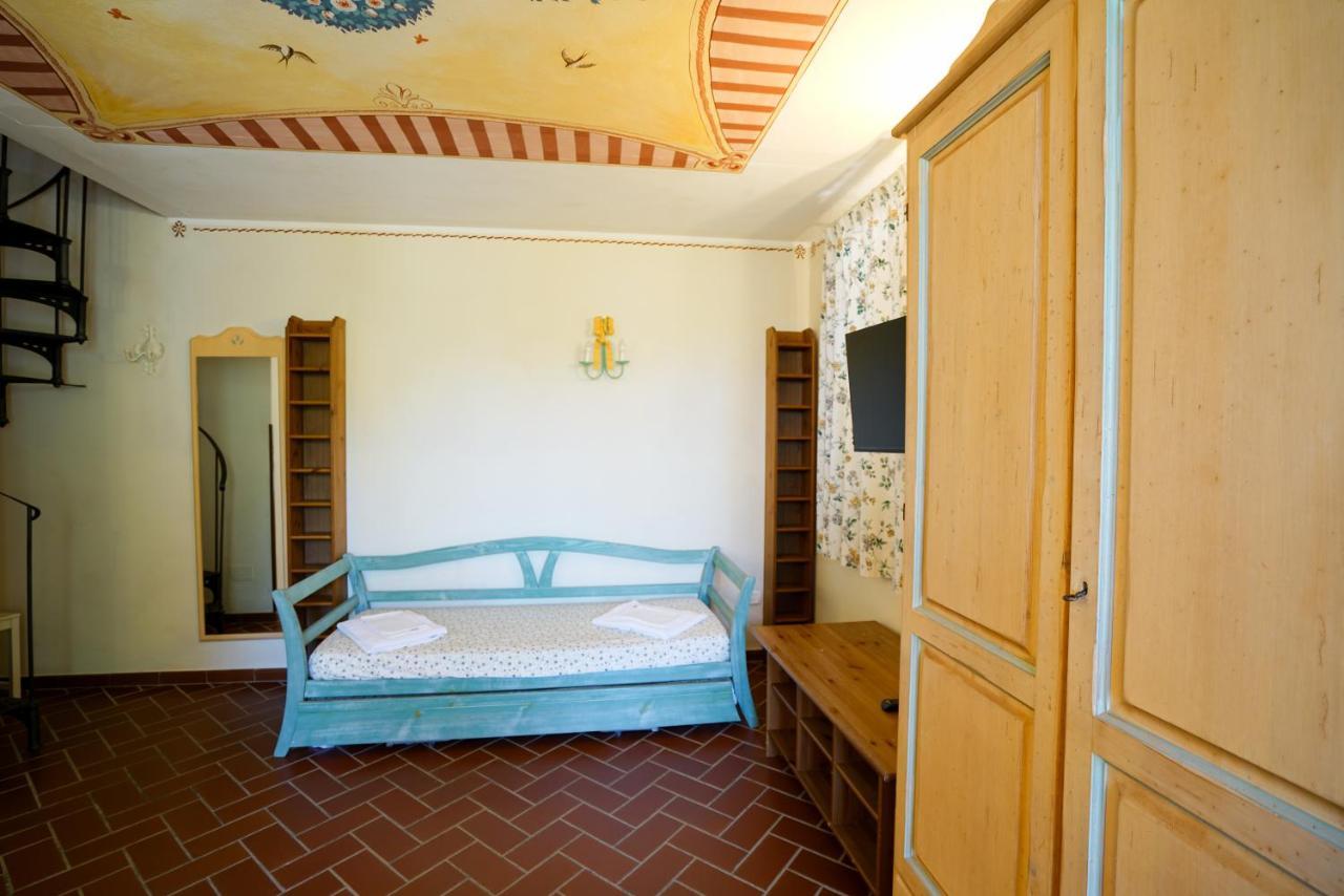 Residence Le Acacie Capoliveri  Esterno foto